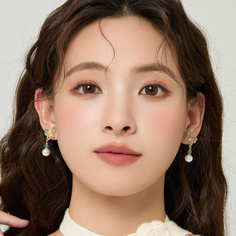 AUR 中華風蝶ピアス 秋冬新作
