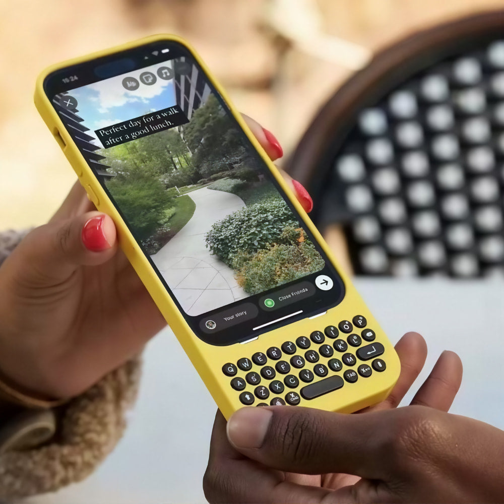 Click Keyboard for iPhone 15 Pro Max - AUR