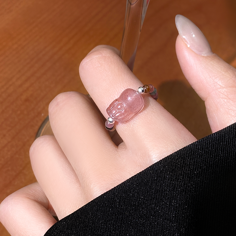 AUR 草莓晶貔貅リング｜願いを込めた幸運珠
