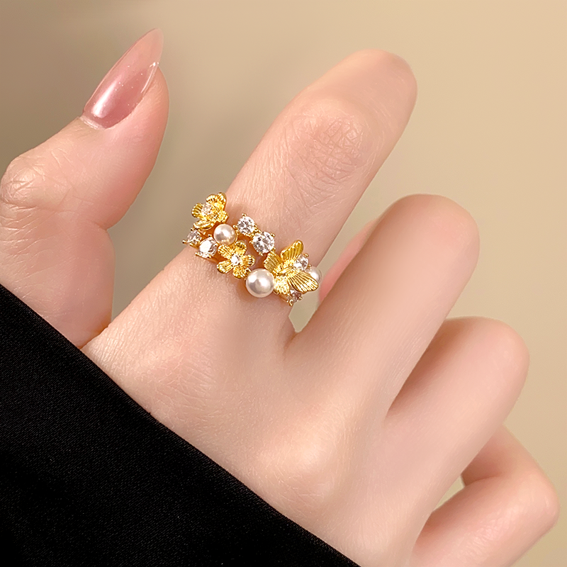 AUR 蝶×花オープンリング｜金色の微镶が煌く