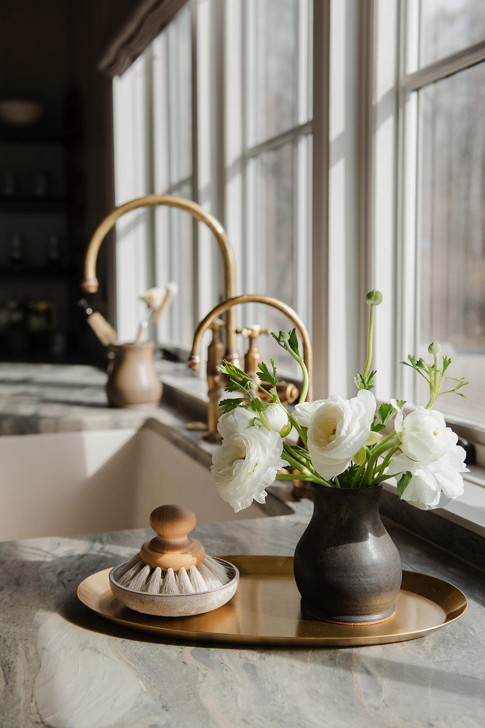 Simple Ceramic Dish Brush Holder - AUR