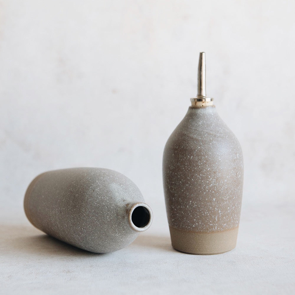 Ceramic Oil Bottle - Dark - AUR