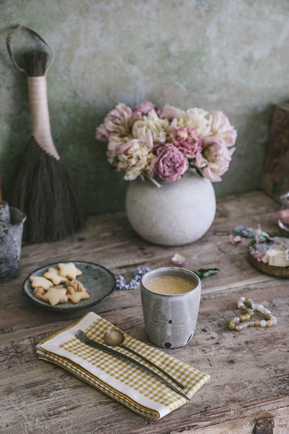 Essential Ceramic Cup - AUR