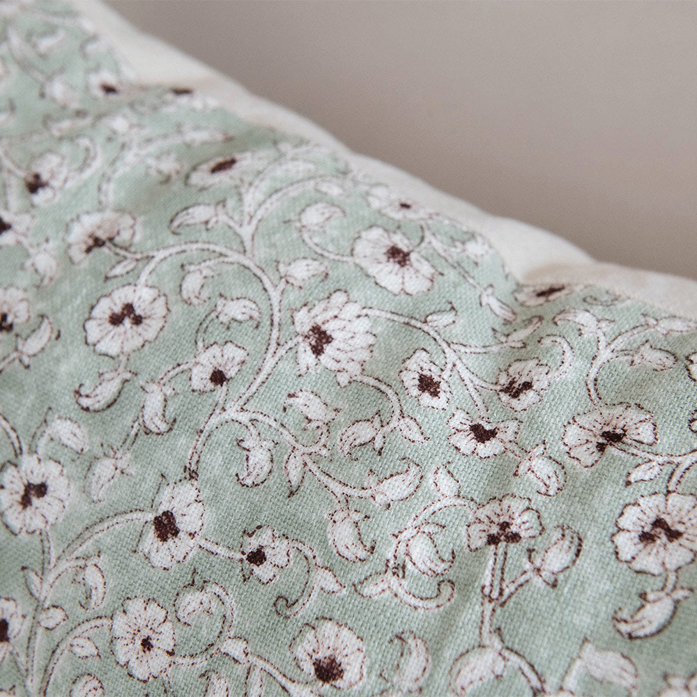 Linen Hand Block-Printed Pillow Cover No. 0231 - AUR
