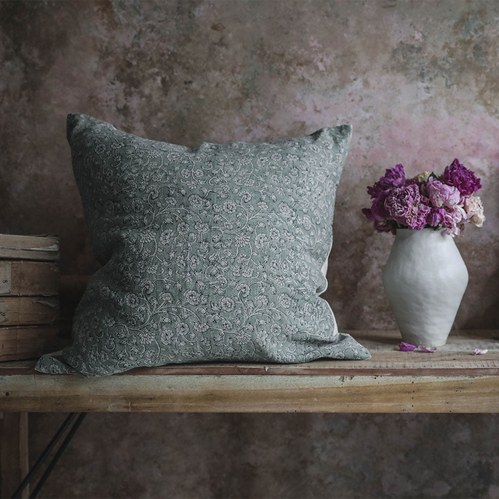 Linen Hand Block-Printed Pillow Cover No. 0233 - AUR